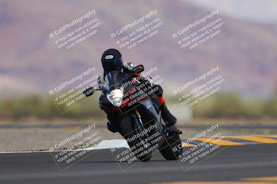 media/Sep-11-2022-SoCal Trackdays (Sun) [[81b7e951af]]/Turn 14 (1130am)/